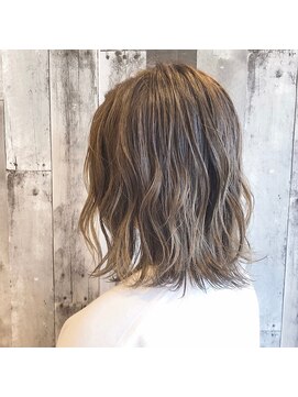 レイフィールド 関店 グレージュ