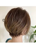 頭の形が綺麗に見えるショートボブ