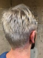 ヘアーアンドメイク ファット(Hair&Make PHAT)&nbsp;メンズブリーチシルバーショート40代50代
