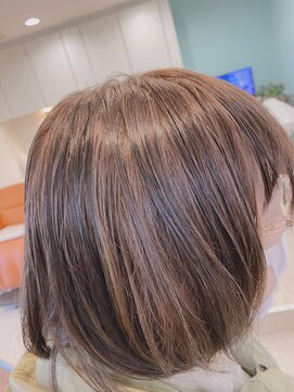 ヘアー バイ ミーズ(hair by Mii’s) インナーカラー/ハイライトローライト【白髪ぼかしにも◎】