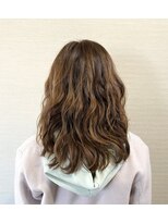美容室テク アート バイ シック ゆるウェーブパーマ