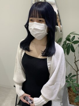 ジーナ 福岡天神(Zina) くびれヘア ×ブルーバイオレット