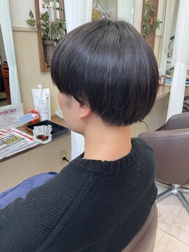 コアフィールフィス(COIFFURE fils) 【見附　今町】メンズ　マッシュ