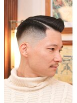 バーバーショップ ダリー(BARBERSHOP DALIE) サイドパートスキンフェードバーバースタイル