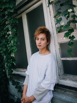 スタリー(Starry) グランジスパイキーショート岡山／錦町/ハレマチ通り