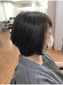 ショートボブ