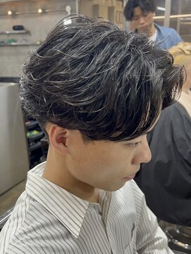 ロンド ローガン 名駅(Lond LOGAN) 毛流れセンターパート