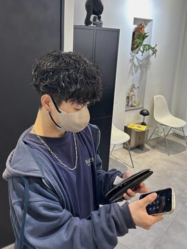 ナイロ(NiLO) 大分メンズパーマ／大分美容室／大分パーマ／大分メンズカット