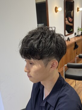 ザデイトウキョウ 表参道 青山(THE DAY TOKYO) クセ毛ショート/メンズカット/大人メンズ