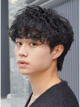 レタッチ バイ フィフス 天神大名(RETOUCH by fifth) 天神大名シャドウパーマメンズカットラウンドマッシュ30代