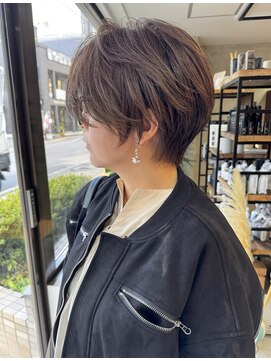 ハーフェン(HAfeN) ふんわりショートヘア