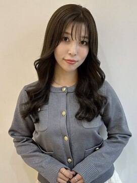 アンプ(amp) グレージュカラー