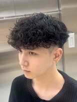 フィフスパーク(fifth PARK) 渋谷スペインカールラルフカール刈り上げ高めツーブロックメンズ