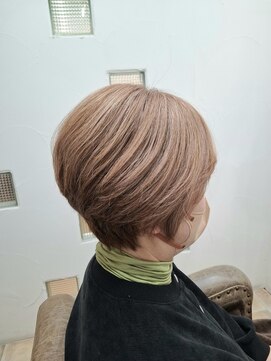 ロマン バイ ルームス(浪漫 by ROOMS) シルエットが素敵！大人ショート！【浪漫byROOMS戸塚/戸塚駅】