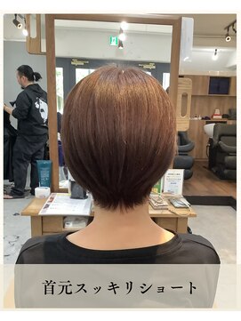 チャンドット(chan.) ≪お客様スタイル≫ 首元スッキリショート