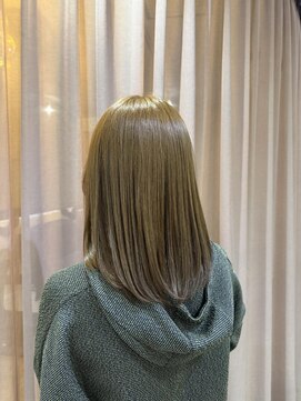 カラークチュール(Color Couture) 似合わせカット/ダークアッシュ/大人ガーリー
