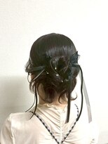 ヒュミ(hymy)&nbsp;結婚式参列に♪/お呼ばれヘア/おとなっぽヘア/ゆるふあ/カチモリ