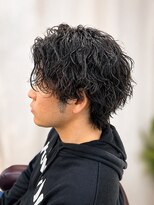 クオリス 上福岡店(QUALIS)&nbsp;波巻きパーマミディアムヘアでつくる夏メンズスタイル