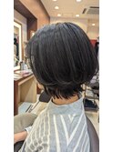 ショートボブ