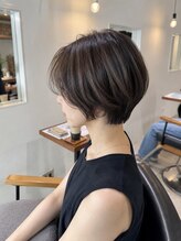 白髪が伸びても気になりにくい◇