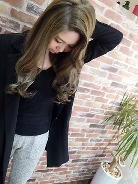 ヘアーメイクチック(HAIR MAKE CHiC) パステルグレイアッシュ