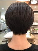 首元スッキリショートカット