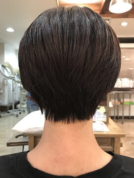 パース(PARS) 首元スッキリショートカット