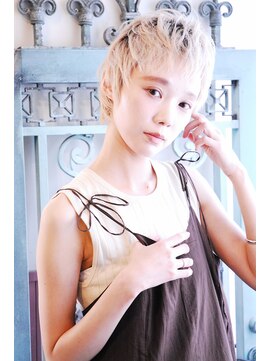 リーズ 表参道(Lise) 【ブリーチ】【イルミナカラー】【透明感】【ベージュアッシュ】