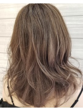 クレア(CREA) ハイライトアッシュベージュ