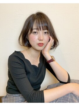 アヂト(adito) ふんわりショートボブ