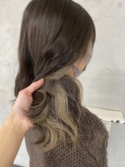 フェイスフレーミング×シナモンベージュ