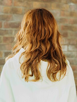 イコール バイ プロデュース 町田駅前店(equal by Produce) ストリートガール[学割U24][町田/町田駅]