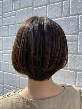 リフ(RIFF) ツヤショートボブ
