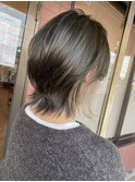ミディアムレイヤーカット◎インナーカラー