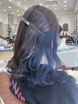 クアトログランシュ ひたちなか店(QUATRO×GranCieux)&nbsp;インナーカラー×ネイビーブルー