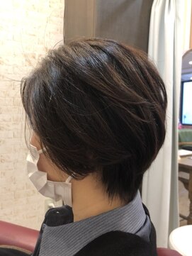 ウィングローリー(WINGLORY) 丸みショート