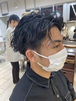 テトラ バイ ネオリーブ 横浜西口店(tetra by neolive)&nbsp;横浜★縦落ちツイストスパイラルパーマ