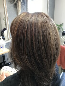 ピース(peace) 白髪ぼかしハイライト