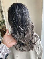 フツーロ 栄(FUTURO) グラデーションバレイヤージュ