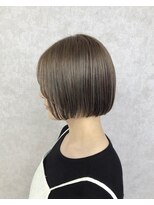 デイズ(DAYS) ミニボブ　シークレットハイライト　オリーブベージュ