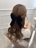 リルミー(Lilme) フレガリさんにおすすめ!ねじりハーフアップ*新井