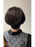 白髪ぼかしショート