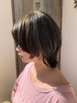 楽流頭 オブヘアー(of hair)&nbsp;ミディアムウルフレイヤースタイル