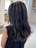 シャルムバイケンジ(Charm.by KENJE)&nbsp;デザインハイライトオージュアブリーチ外国人風コントラスト銀座