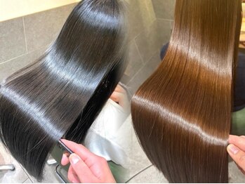 サロンジオ 本厚木(salon the O's)の写真/丁寧なカウンセリングで髪を傷ませず自然なストレート◎クセでお悩みのお客様から絶大な支持♪【本厚木駅】
