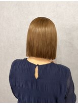 フランチェスカドットボブ(francesca.bob)&nbsp;切りっぱなしボブ×ミルクティーベージュ【渡辺俊弥】梅田