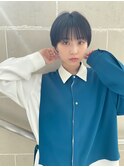 暗髪マッシュショート