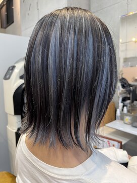 ココ 西葛西南口店(COコ) インナーアイスブルー/セクションカラー/