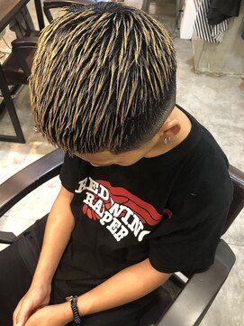 グッドプレイスアンドシング(Good Place&thing) メンズ刈り上げ短髪ボウズバズクロップフェードバーバースタイル