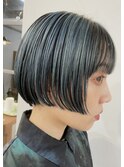 丸み　ライン感　タイトミニボブ